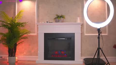 Alexa online show from November 25, 2025, 6:13 am