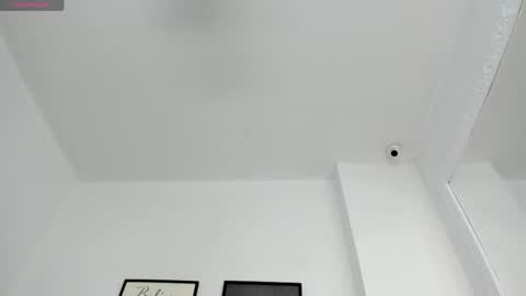 abbey_walker online show from March 31, 2026, 11:21 am