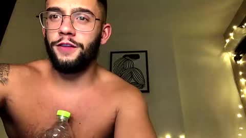 Snapshot of abbie_xo1 chatting on September 29, 2025, 7:51 pm Abbie xo online show from September 29, 2025, 7:51 pm