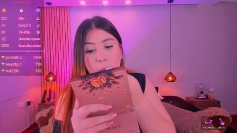 Snapshot of abbieedmond chatting on December 2, 2025, 4:29 am Abbie Edmond online show from December 2, 2025, 4:29 am