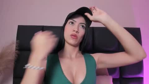 Abbie Joness online show from December 3, 2025, 11:52 am