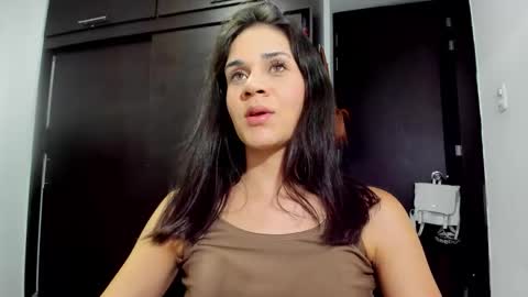 Snapshot of abby_connie chatting on October 10, 2025, 1:26 am Abby Connie online show from October 10, 2025, 1:26 am