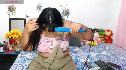 abby_milk69 online show from April 1, 2026, 7:33 pm