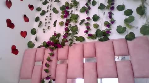 abby_moss_2 online show from May 16, 2026, 3:33 pm