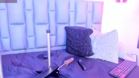 abbyadams23 online show from March 2, 2026, 7:15 am