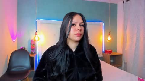 Abby Dixon  online show from February 5, 2026, 11:48 am