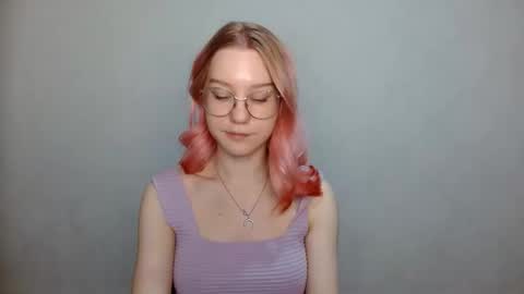 Snapshot of abbymoore__ chatting on December 6, 2024, 1:22 pm Abby Lovense is active online show from December 6, 2024, 1:22 pm