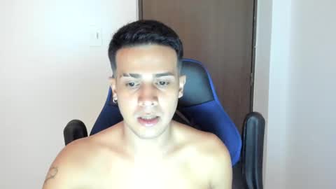 Snapshot of abelasburgo chatting on December 14, 2024, 12:01 am Independence model AbelAsburgo online show from December 14, 2024, 12:01 am