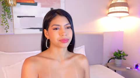 abiehils online show from September 12, 2025, 11:54 am