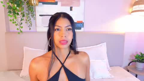 abiehils online show from September 13, 2025, 11:54 am