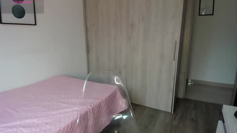 Snapshot of abigail_w chatting on December 30, 2024, 9:08 pm abigail online show from December 30, 2024, 9:08 pm