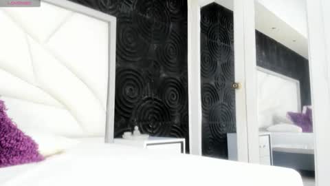 Abigail online show from November 25, 2025, 11:10 am