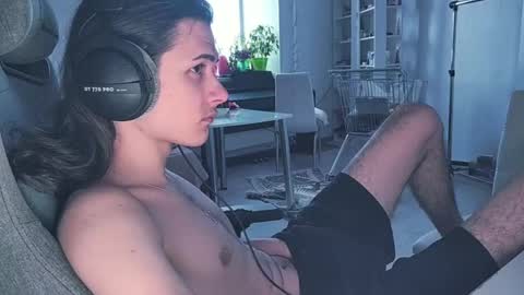 hi  cum in pvt noi extra tip online show from April 9, 2026, 12:21 pm