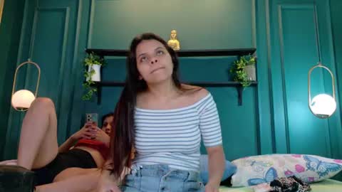 Abril jones online show from June 20, 2026, 6:44 pm