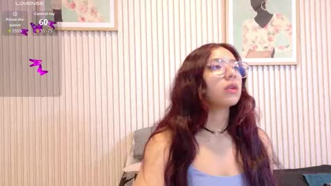 Snapshot of abrilmirren chatting on February 4, 2026, 11:05 am abrilmirren online show from February 4, 2026, 11:05 am