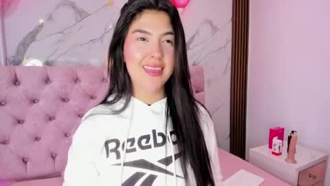 Snapshot of abrilquintana chatting on April 29, 2026, 11:36 am Abril online show from April 29, 2026, 11:36 am