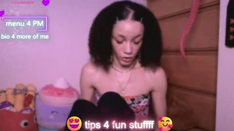 Snapshot of abruisedpeach chatting on April 23, 2026, 3:08 am Peach online show from April 23, 2026, 3:08 am