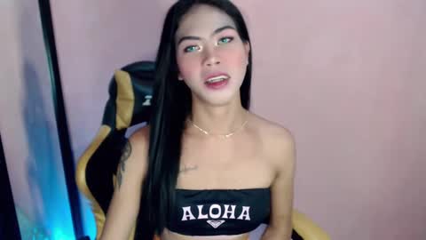 Snapshot of absolutelyselfsucker69 chatting on February 11, 2025, 7:12 am Miss Sophie online show from February 11, 2025, 7:12 am