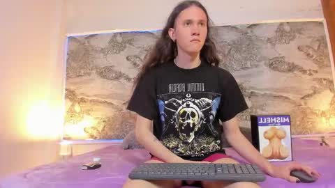 abyss_king online show from November 4, 2025, 11:42 am