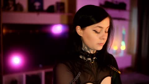 acid_pie online show from January 7, 2025, 11:24 pm