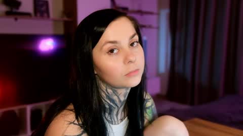 Snapshot of acid_pie chatting on May 5, 2026, 8:28 pm acid_pie online show from May 5, 2026, 8:28 pm