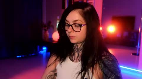 acid_pie online show from July 10, 2026, 8:44 pm