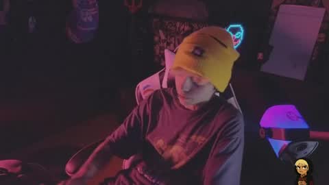 Acid Milo online show from May 7, 2026, 9:42 pm