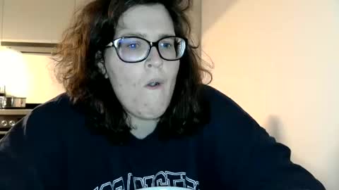 Snapshot of ada_berlin chatting on October 7, 2025, 6:38 pm Ada online show from October 7, 2025, 6:38 pm