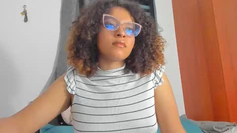  Isa  online show from November 4, 2025, 2:43 am