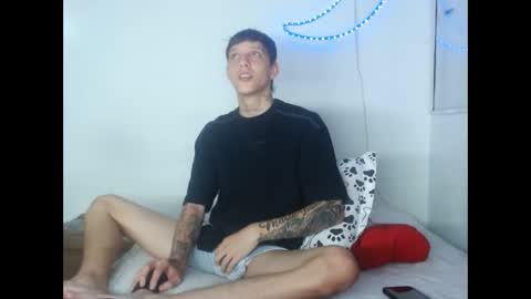 Snapshot of adam_belmontt chatting on February 3, 2026, 9:31 pm Adam online show from February 3, 2026, 9:31 pm