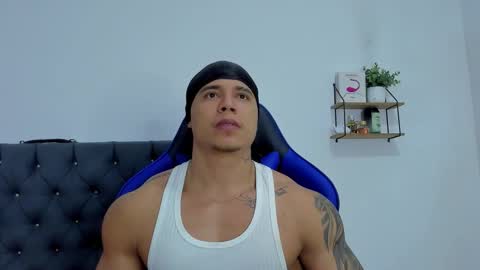 adam boss online show from December 2, 2025, 5:46 am