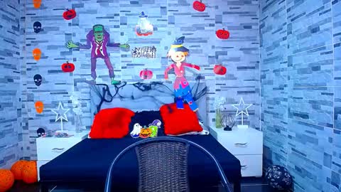 adam hot11 online show from October 26, 2025, 8:37 pm