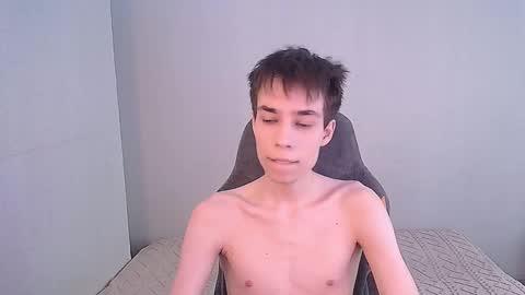 Snapshot of adam_kpoy chatting on October 17, 2025, 7:22 am adam kpoy online show from October 17, 2025, 7:22 am