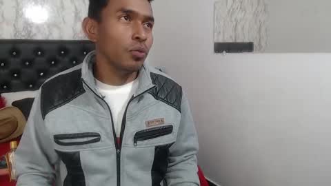 adam_morgan2 online show from September 18, 2025, 3:52 am