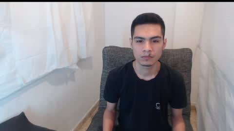 Snapshot of adam_sinclair chatting on January 15, 2026, 2:10 pm adam_sinclair online show from January 15, 2026, 2:10 pm