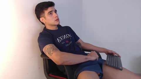 Hello guys excuse my absence I will be absent for several days for health reasons I hope you understand thank you very much. online show from November 4, 2025, 6:01 am