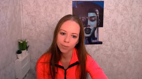 adamais_ online show from September 19, 2025, 5:13 pm