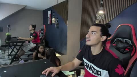 Snapshot of adamandsara chatting on April 2, 2026, 5:10 pm adam and Sara online show from April 2, 2026, 5:10 pm