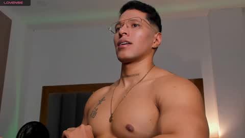 adambrocs1 online show from February 27, 2025, 5:24 am