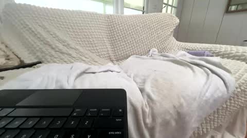 Adam online show from January 18, 2026, 2:43 pm