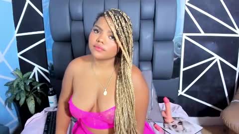 Snapshot of adams_cloe chatting on February 22, 2025, 1:02 pm Cloe Adams online show from February 22, 2025, 1:02 pm