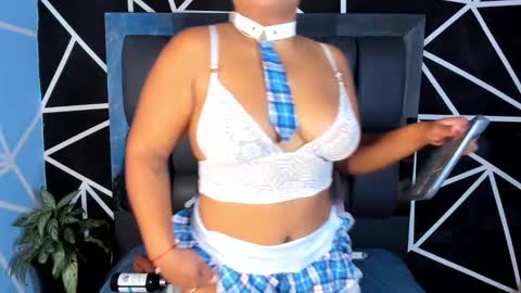 Snapshot of adams_cloe chatting on March 4, 2025, 10:13 am Cloe Adams online show from March 4, 2025, 10:13 am