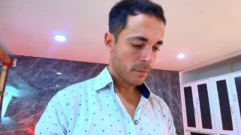 Im Adams Sanz online show from March 28, 2026, 7:02 pm