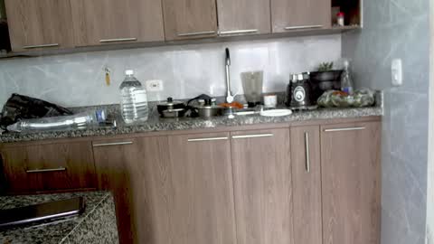 eva online show from December 31, 2024, 2:47 pm