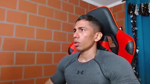 Adan Sin online show from December 28, 2024, 3:48 pm