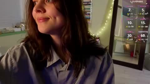 Snapshot of addy_moon chatting on March 19, 2026, 7:51 pm Addy online show from March 19, 2026, 7:51 pm