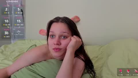 Snapshot of addy_moon chatting on July 29, 2026, 12:14 pm Addy online show from July 29, 2026, 12:14 pm