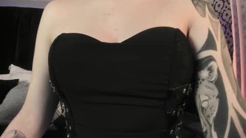 Ade  online show from February 3, 2026, 7:41 pm