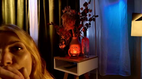 Adel online show from June 2, 2026, 12:29 pm