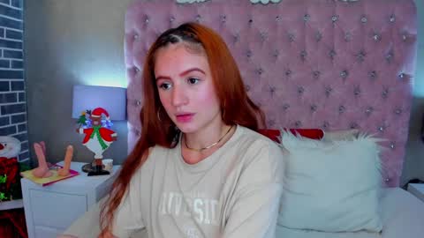 Snapshot of adelainebest chatting on December 18, 2024, 9:58 am Adelaine online show from December 18, 2024, 9:58 am